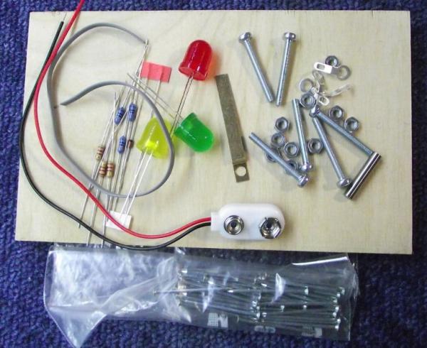 SPUC-Bausatz mit Holzfront